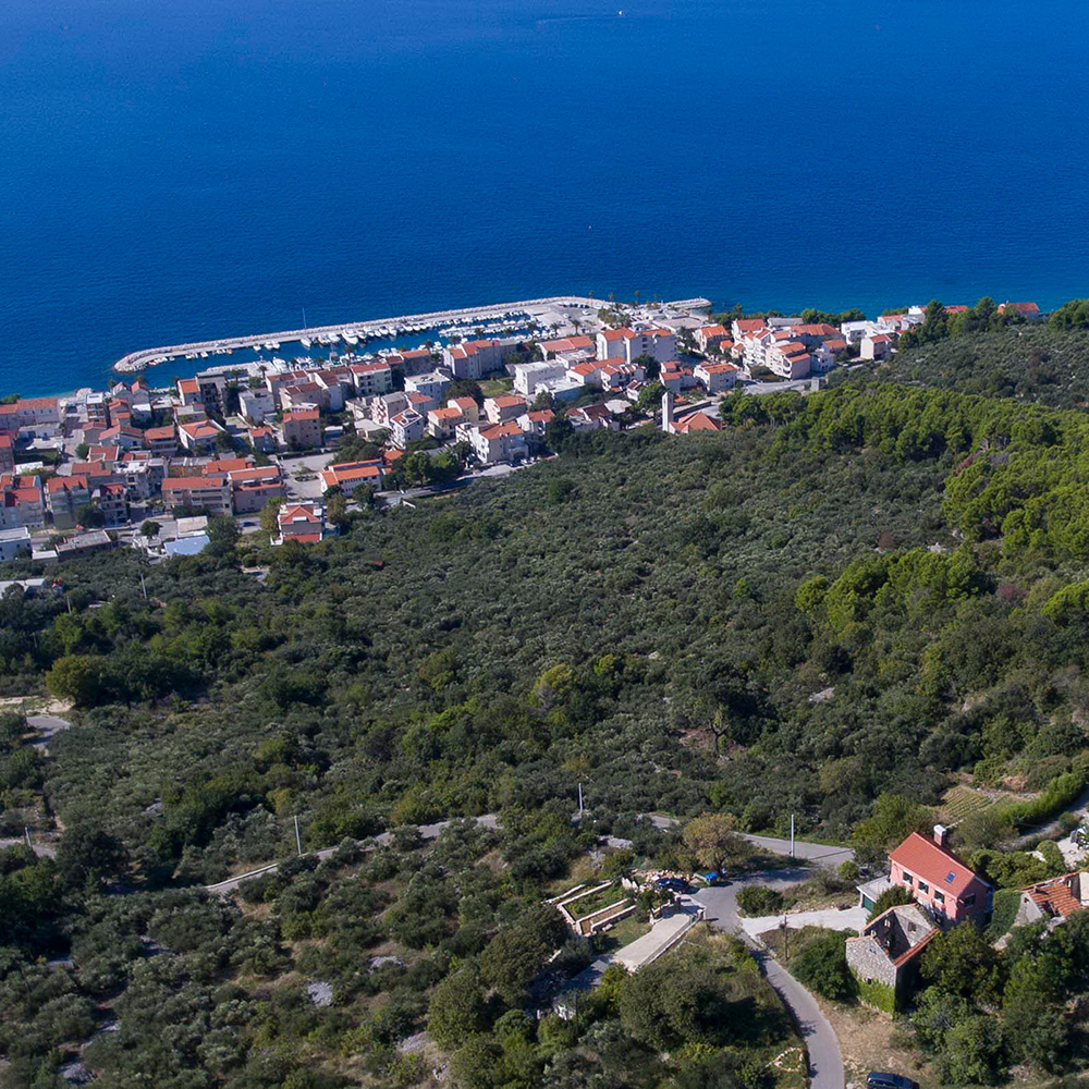 Spring or late Summer/Autumn in Tučepi?